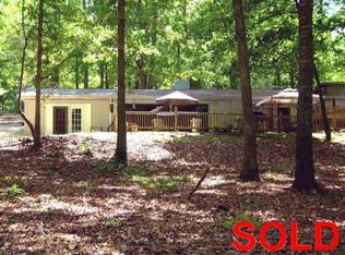 116 Lake Hills Dr, Townville, SC 29689