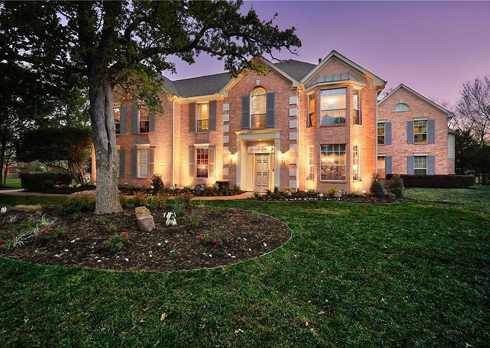 1st image of 501 Clayton Ct