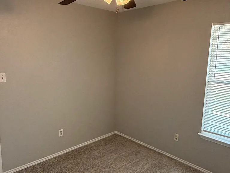 312 Juniper Dr — Photo 6