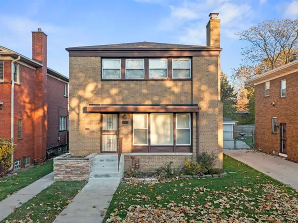 7809 S Paxton Ave, Chicago, IL 60649