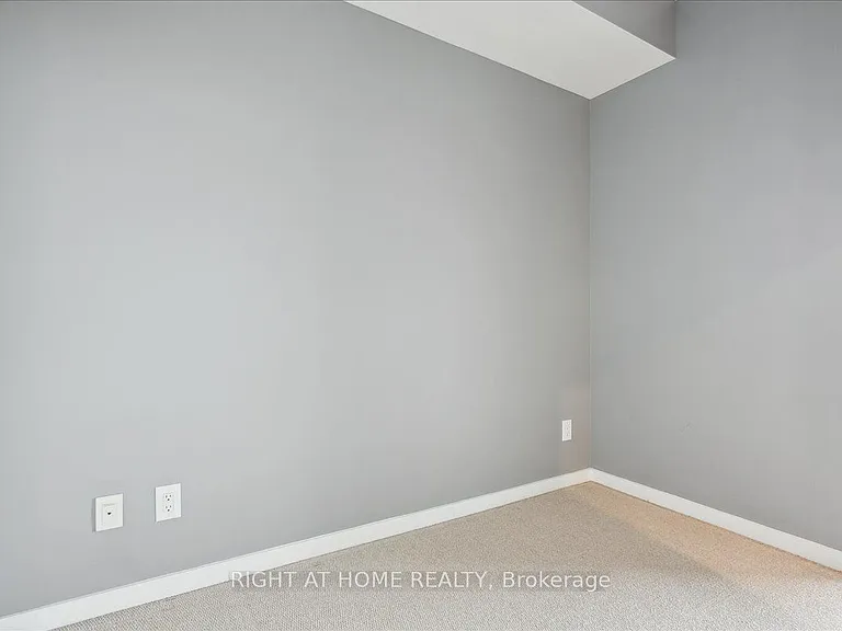 105 Queens Cay W #1607 — Photo 22