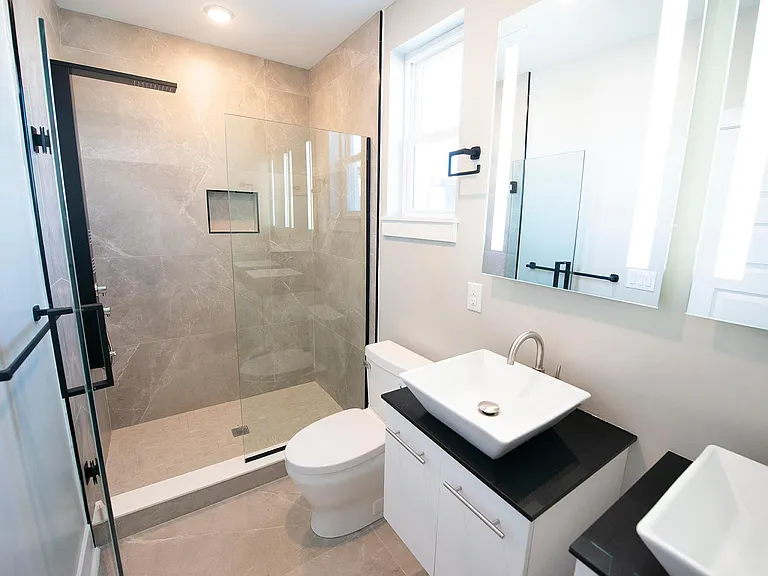 2835 W Oxford St #2 — Photo 10