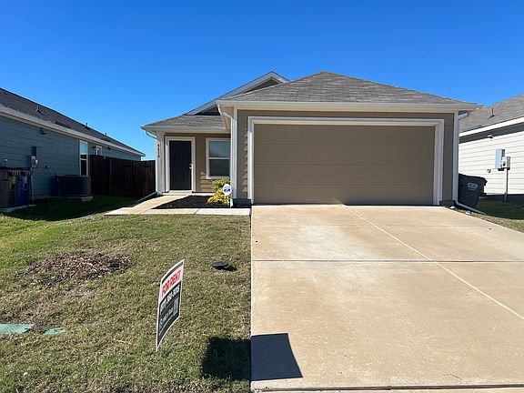 2nd image of 5618 Bristle Leaf Dr