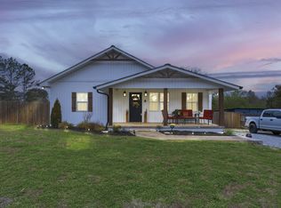 411 2nd Ave S, Loretto, TN 38469