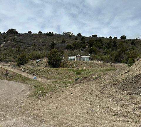 2nd image of 42 S Muley Flats Dr E