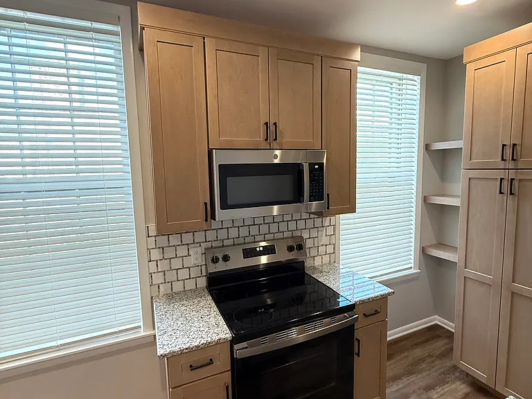 47 Bridge St #4 — Photo 3