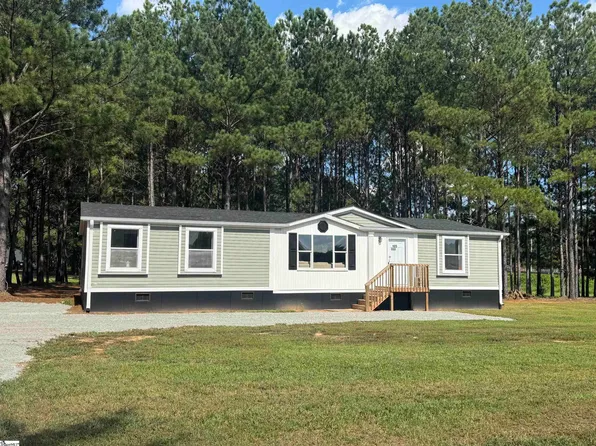 105 Nash Mill Rd, Fountain Inn, SC 29644