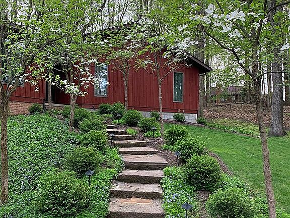 2nd image of 6171 Cherry Hollow Ln