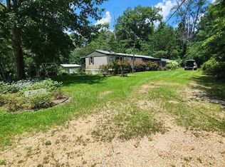 13 Douglas St, Sontag, MS 39665