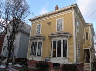 15 Lewis St, Portland, ME 04102