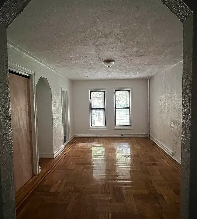 2100 Bronx Park E #1081C