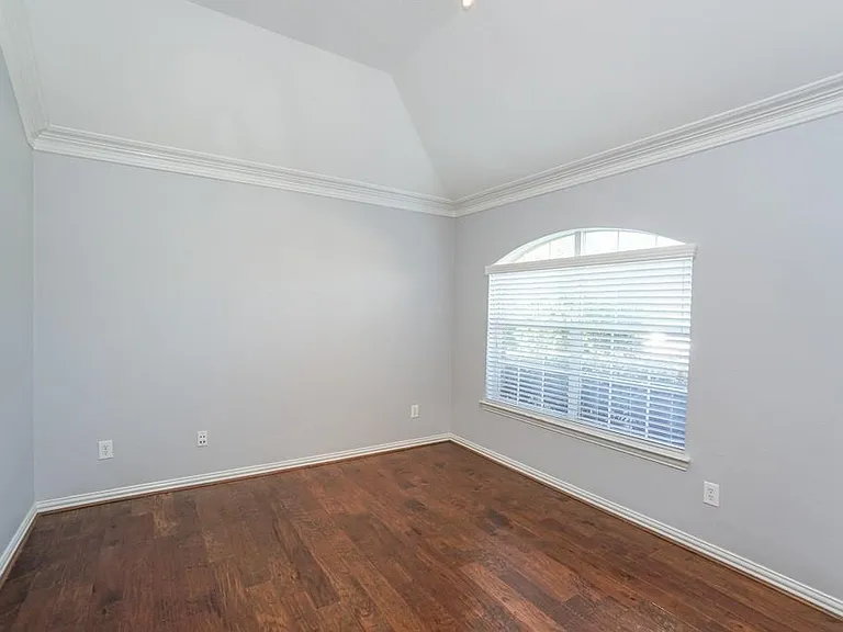 7102 Thistlewood Park Ct — Photo 5