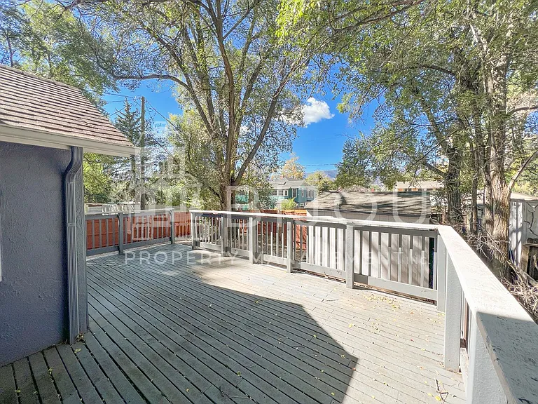 238 N. Prospect St — Photo 20