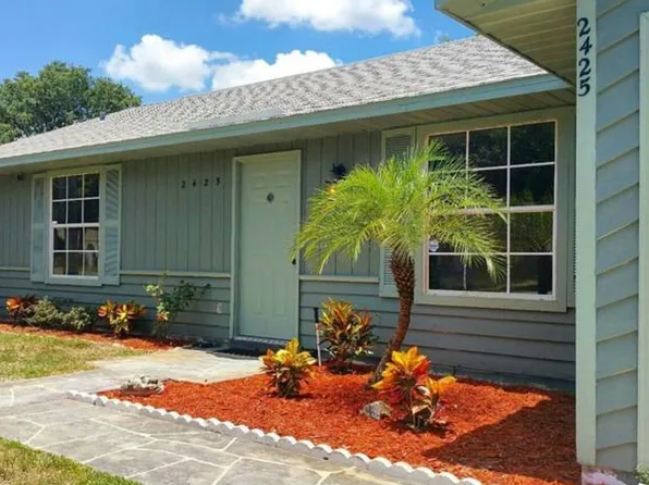 2425 Nectarine Rd, Deland, FL 32724