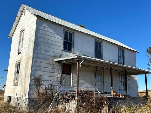 2310 Shoals Rd, Pinnacle, NC 27043