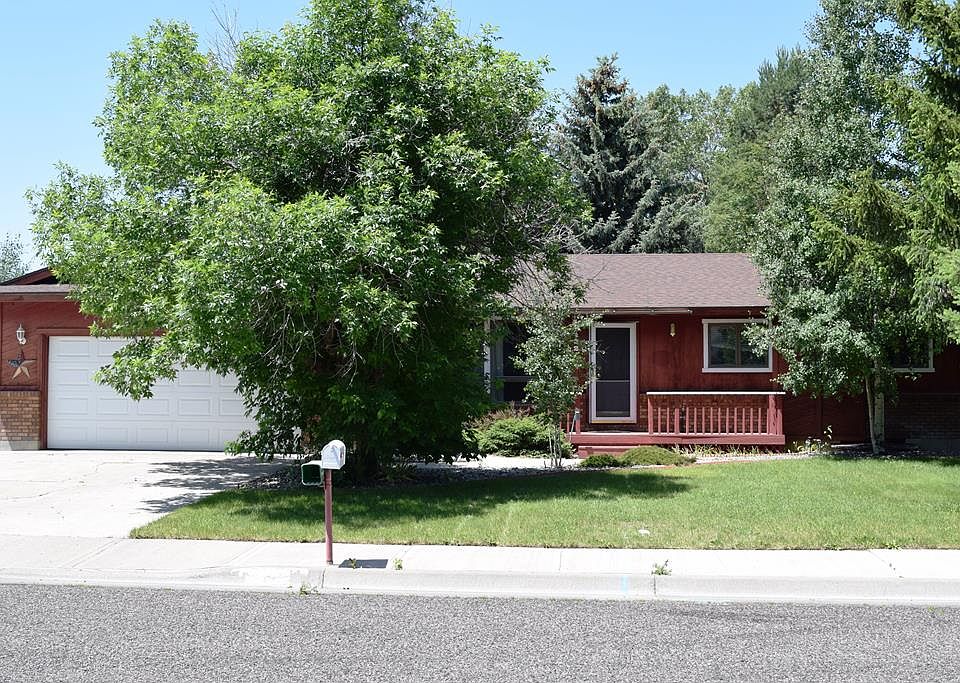 1st image of 1221 Wicklow Ct