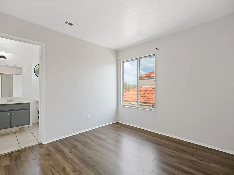 37509 42nd St E — Photo 9