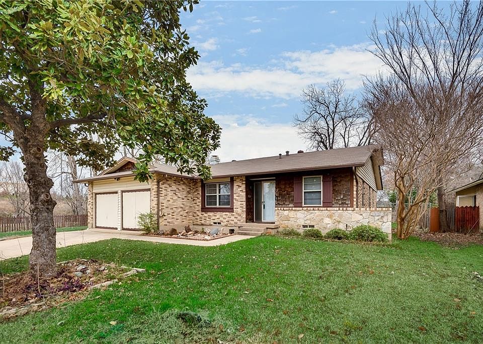 1st image of 2000 Candleberry Dr