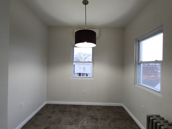 4th image of 2979 Milton Pl Floor 2