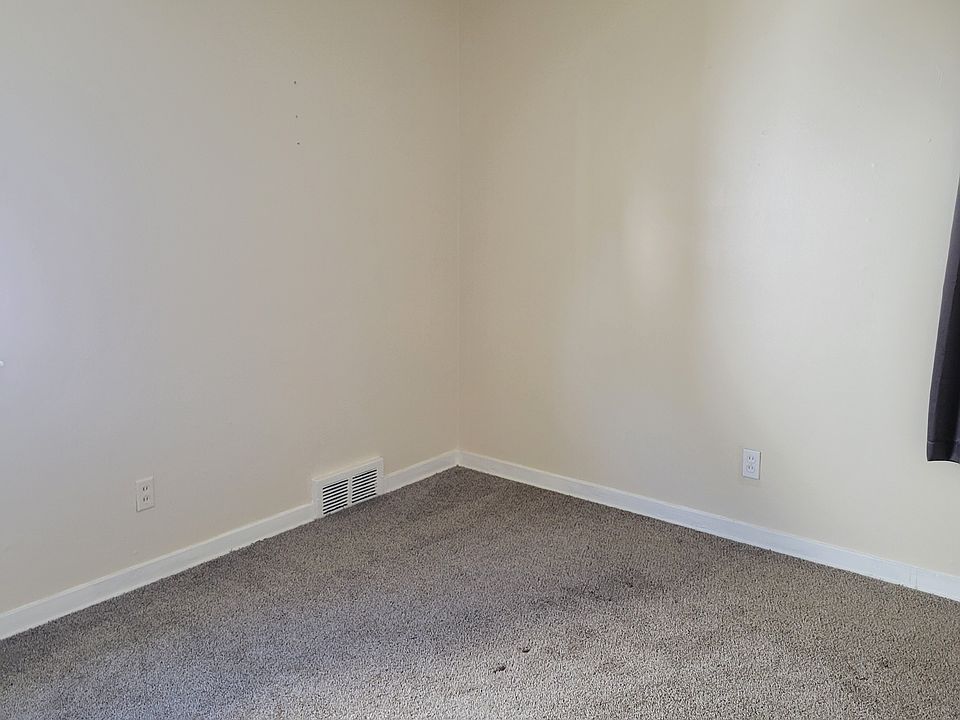 1st image of 145 Woodward Ave
