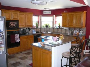 496 Shade Tree Cir, Hurst, TX 76054