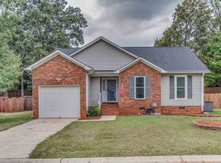 107 Golden Crest Ct, Mauldin, SC 29662