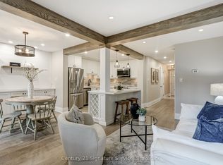 2120 Rathburn Rd E #22, Mississauga, ON L4W2S8