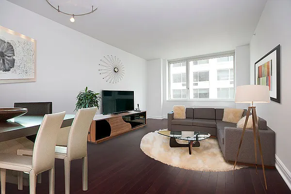 Rented by Nest Seekers International | media 22