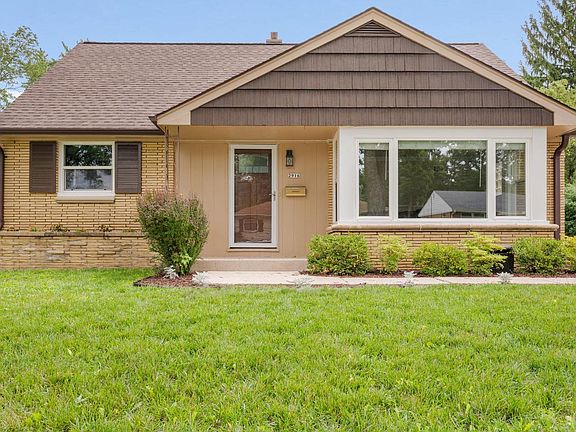 2nd image of 2916 S 104th STREET