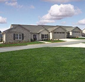 2nd image of 106 Kirkman Ct