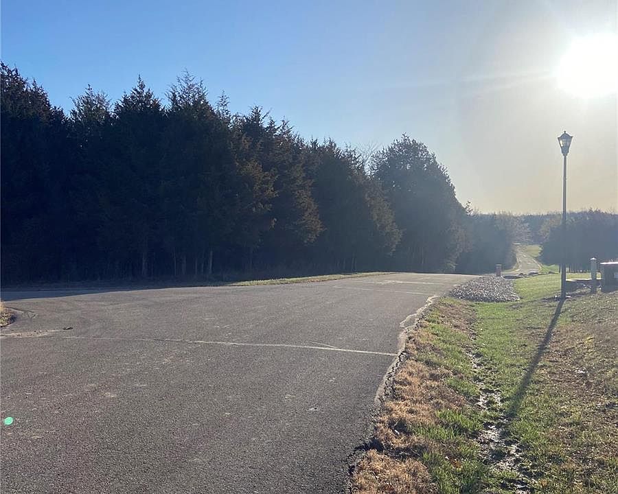 2nd image of 6117 Sunset Ridge Rd