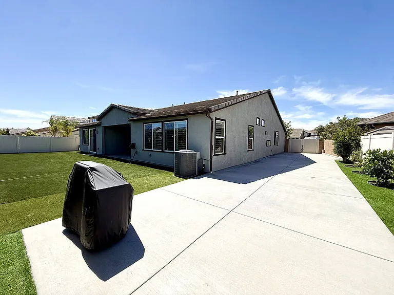 29646 Saddlebred Cir — Photo 21