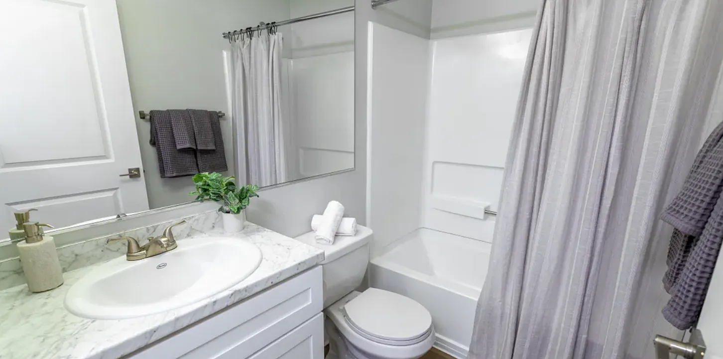 Reserve on Riverside Apartments — Photo 4