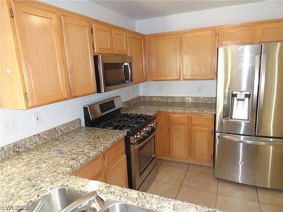 4th image of 9531 Malvasia Ct