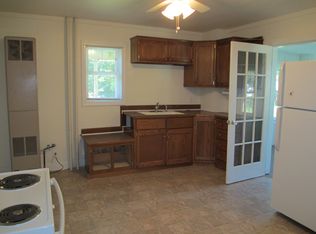 155 Center St, Ashburnham, MA 01430