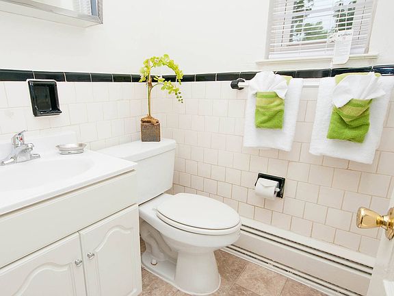 4th image of 201 S Symington Ave #208G-D