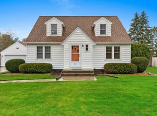 2301 Carleton Ave, Appleton, WI 54915