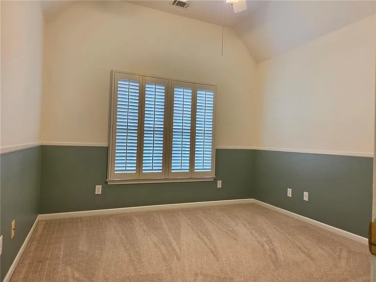 3715 Ridgeside Ct — Photo 22