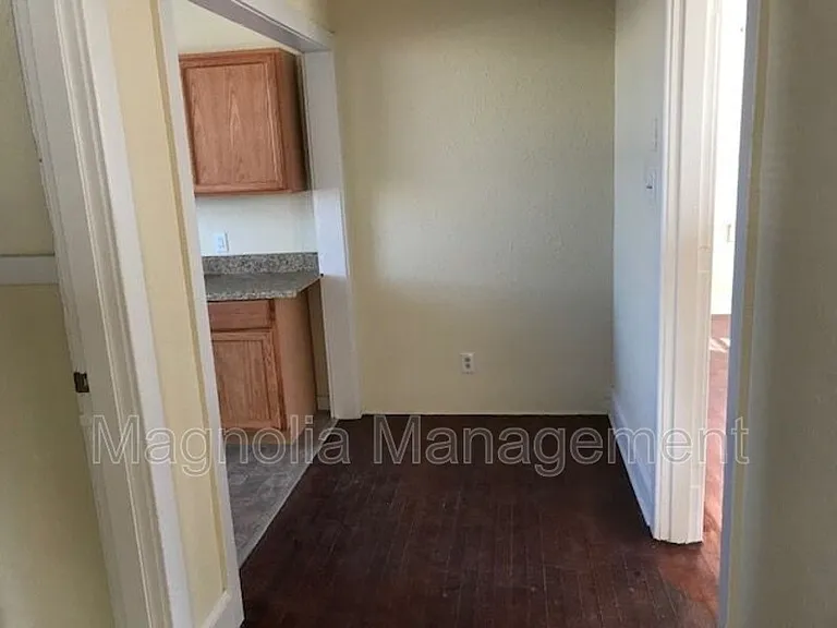 514 N Beckford Dr #B — Photo 4