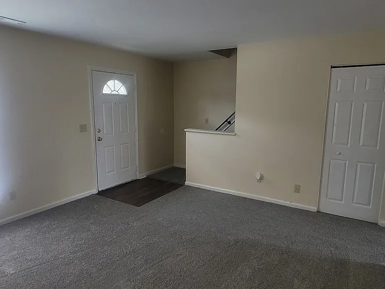 570 Erlanger Rd — Photo 13