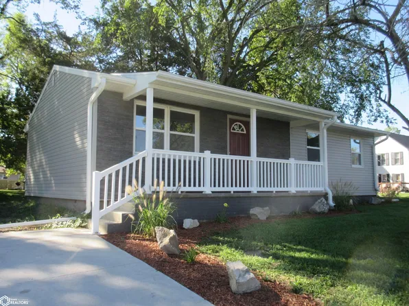 225 S 17th St, Keokuk, IA 52632