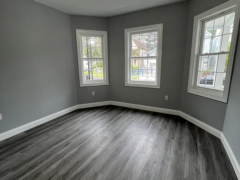 163 N 9th St #2 — Photo 3