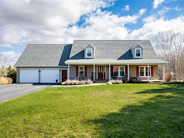 4635 Cherry Hill Dr, Avon, NY 14414