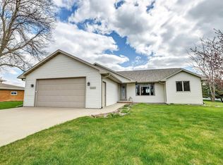 409 E Evergreen Dr, Kaukauna, WI 54130