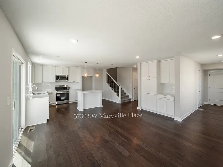 3730 SW Maryville Pl — Photo 7