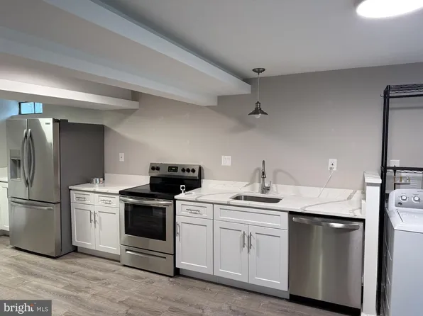 2236 Countryside Dr, Silver Spring, MD