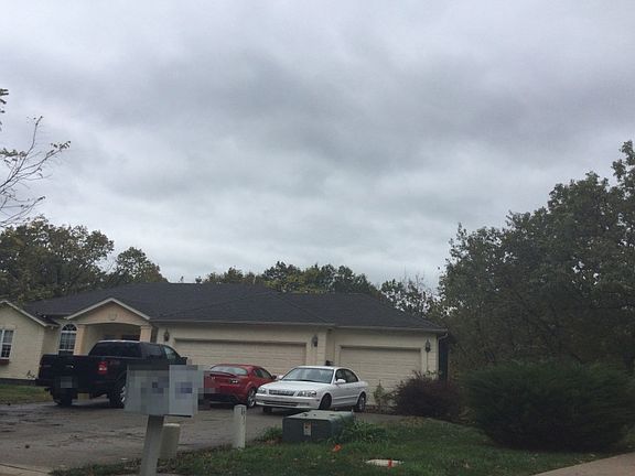 2nd image of 8414 Woodson Pl