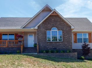 270 Claypool Rd, Bethpage, TN 37022