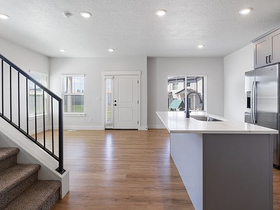 5th image of 515 W Caroles Way #125