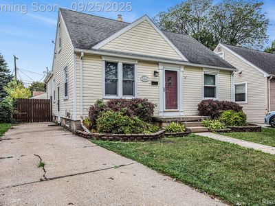 3760 Alice St, Dearborn, MI, 48124